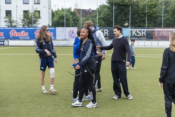 Bild 27 - wBJ Hamburger SV - FC Suederelbe : Ergebnis: 9:0